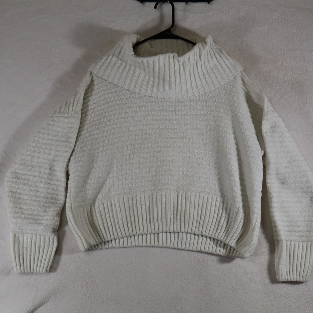 Women's XL Cream Ribbed Turtleneck Sweater Chunky Knit Cozy Soft Pullover